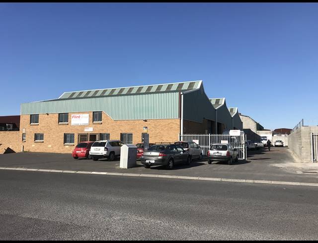 280M² FACTORY RENTED IN STIKLAND INDUSTRIAL